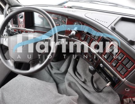 Накладки на панель VOLVO FH12 2002-...