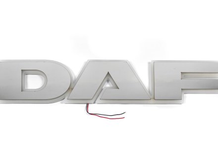 Надпись на решетку DAF нержавейка с оранжевой подсветкой (68см.*13,5см.)