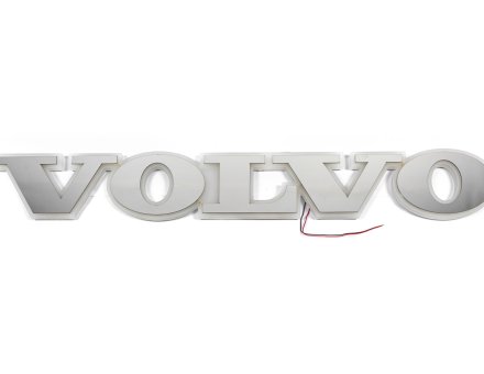 Надпись на решетку Volvo нержавейка с оранжевой подсветкой (89см.*13,5см.)