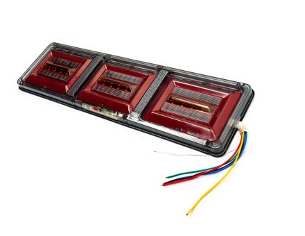 Фонарь задний универсальный светодиодный 24В Ferze PLC46Q3