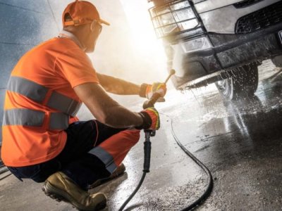 Как правильно мыть кабину грузовика?