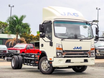 Обзор шасси JAC N55 EV 4x2: Экологичное решение для городских перевозок