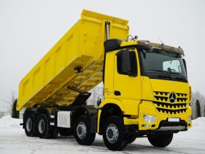 Обзор мощного внедорожного самосвала Mercedes-Benz Arocs 4151 (8x8, Евро-6)
