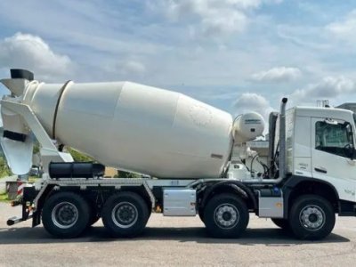 Volvo FMX 500 8×4 (Евро-6): мощный автобетоносмеситель для тяжёлых условий