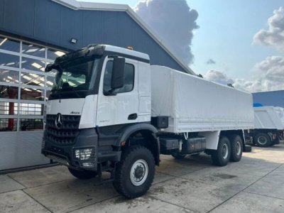 Mercedes-Benz Arocs 3340 6x6 (Евро-3): внедорожный грузовик для тяжелых условий