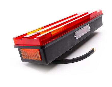 Задний фонарь ребристый 7-ми секционный с кабелем 0031