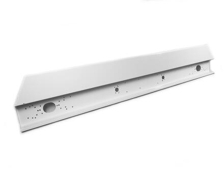 Задний бампер белый (240*39 см.)