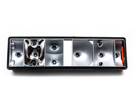 Фонарь задний универсальный с треугольником кабель сзади правый