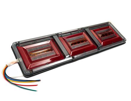 Фонарь задний универсальный светодиодный 24В Ferze PLC46Q3