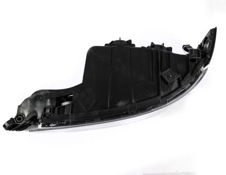 Противотуманная фара Volvo FH IV - FM IV 2013+ правая black 631673