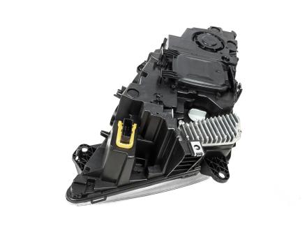 Фара VOLVO FH IV 2013-2020 черная правая 505986